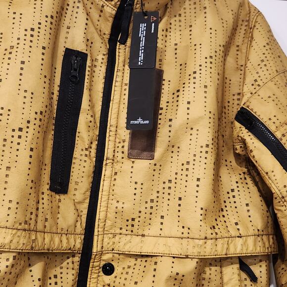 Stone Island Shadow Project Lasered Poly-Hide  gold bomber jacket size small - Picture 4 of 11